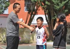 交通安全知识入脑入心有效提升师生交通安全意识与自我防护能力